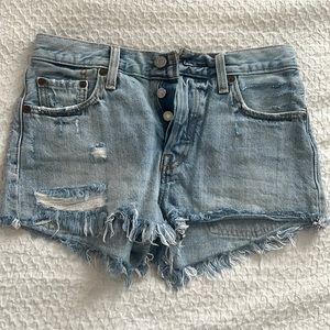 501 levi jean shorts